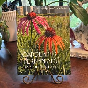 Gardening with Perennials by Noel Kingsbury